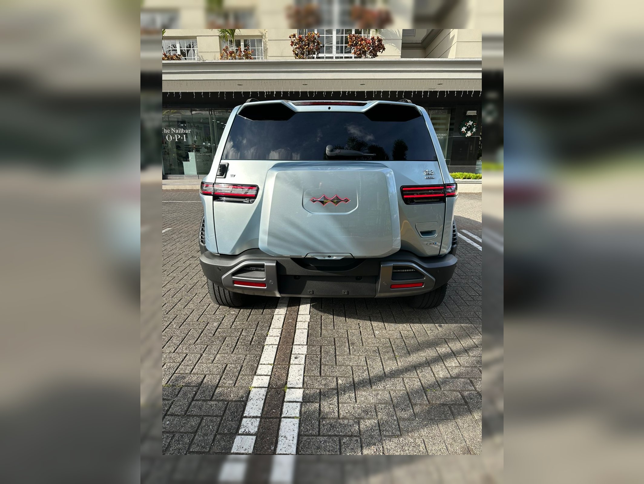 BYD Leopard 3 2025 thumbnail 4